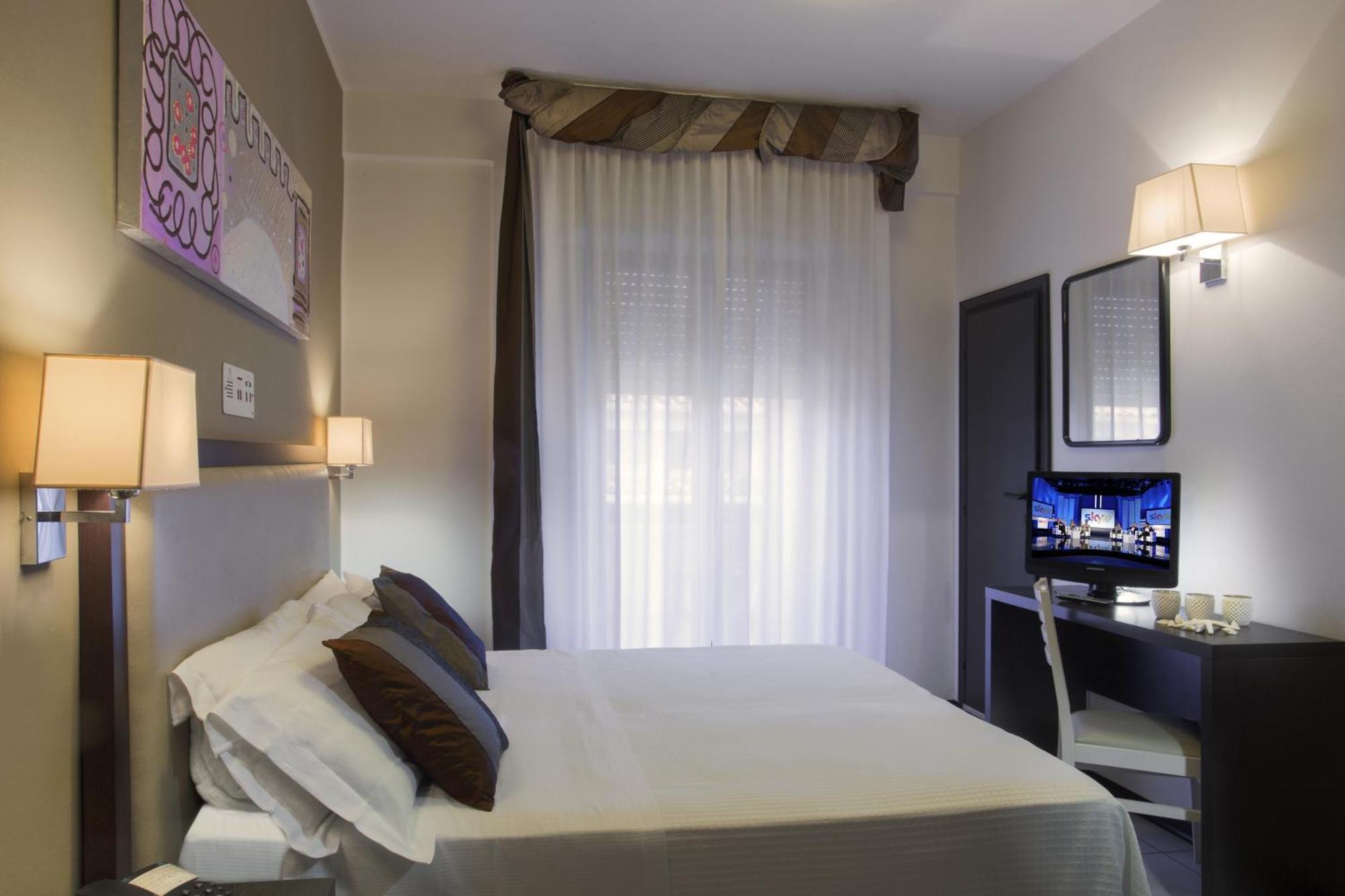 Hotel Ambassador Riccione Quarto foto